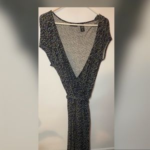 The New York Company Stretch Dress Size Large